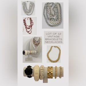 Lot of 12 vintage necklaces and bracelets